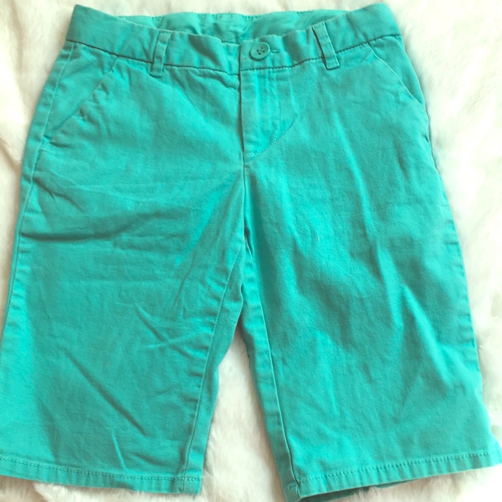 Gap Size 12 shorts🎉